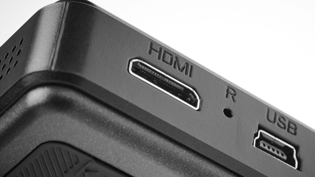 16K دقة؟ إليك ما يمكن توقعه من كابلات HDMI 2.2 الجيل القادم